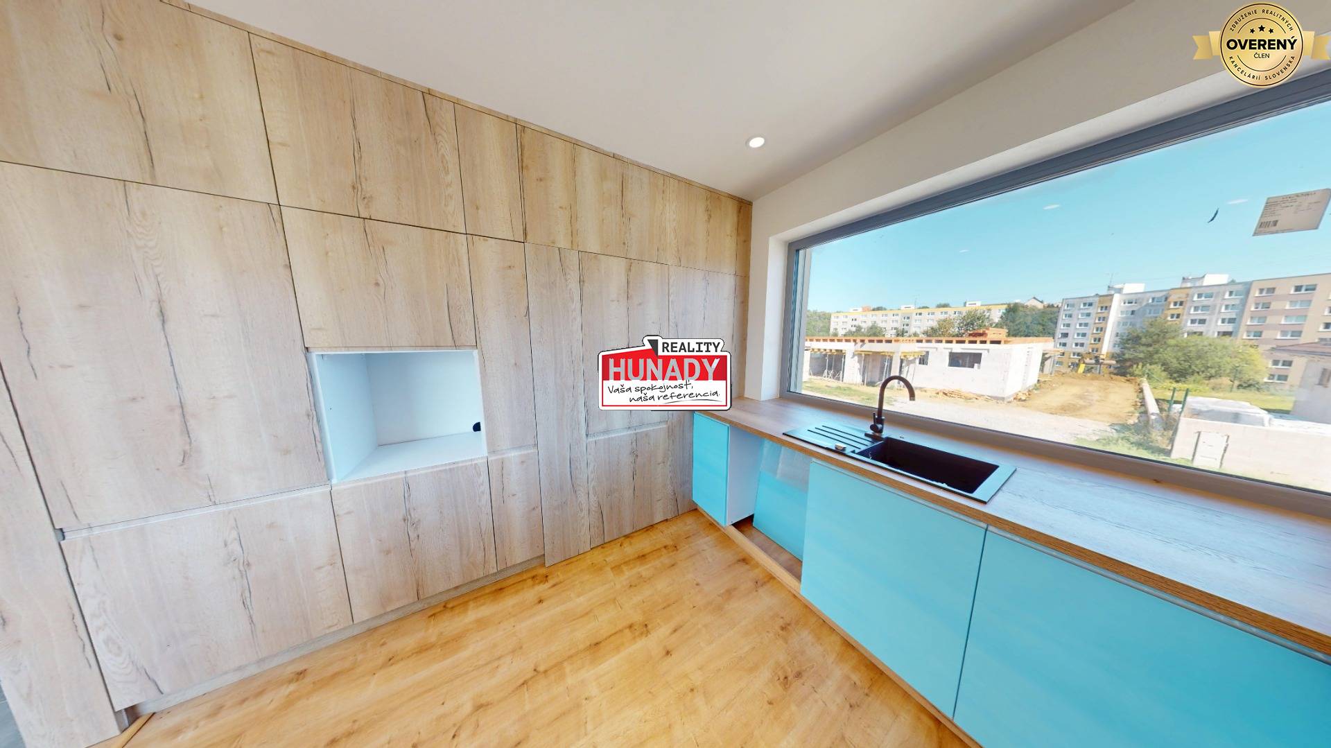 ZNÍŽENÁ CENA !!! (608 m²) NOVOSTAVBA DOMU V LEVOČI