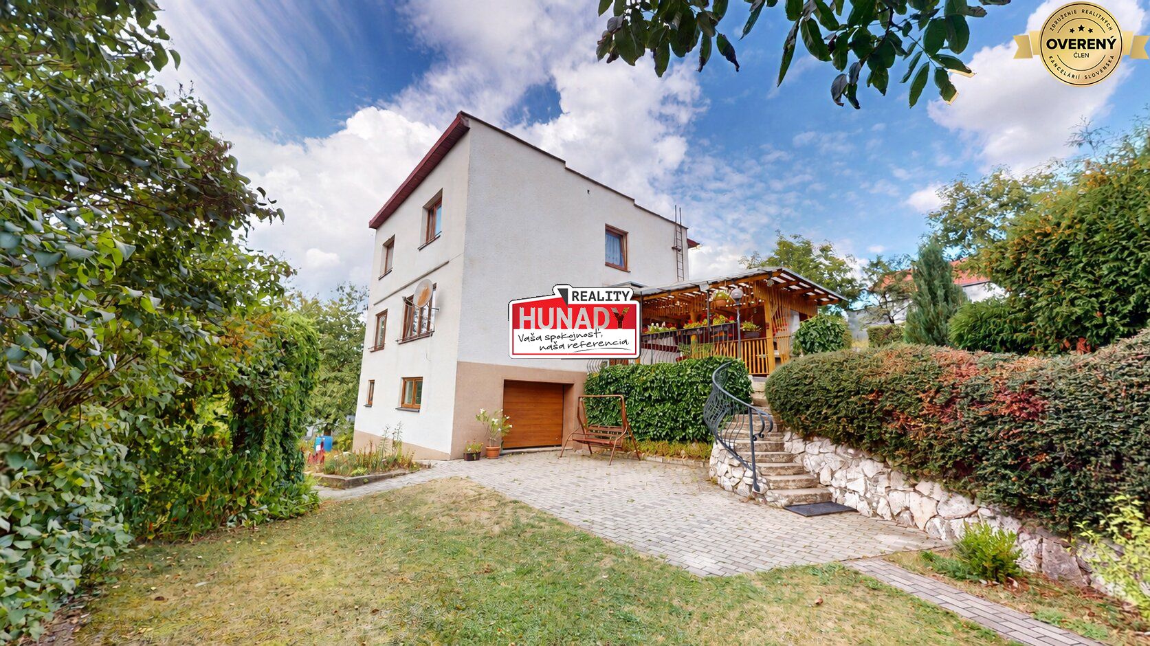 (800 m²) RODINNÁ REZIDENCIA NA TEPLIČKE