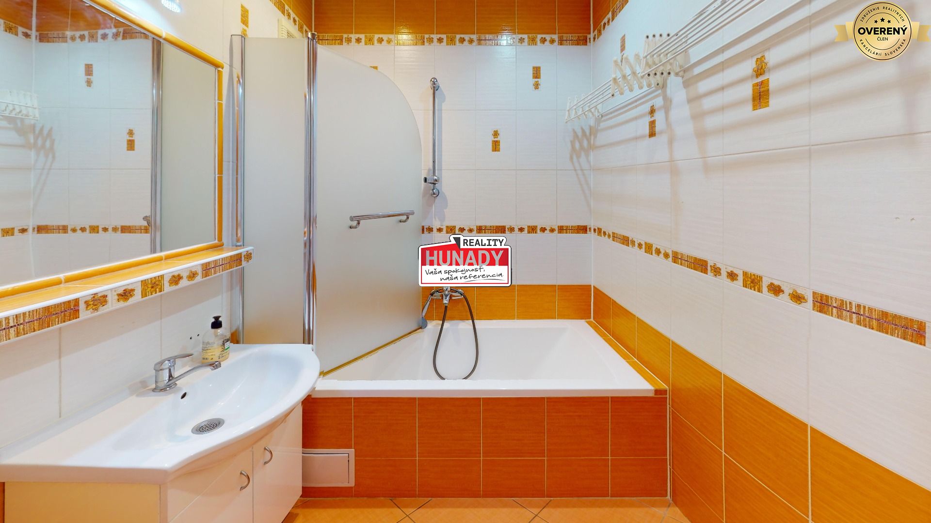 (74 m²) SVETLÝ 3i BYT S LOGGIOU