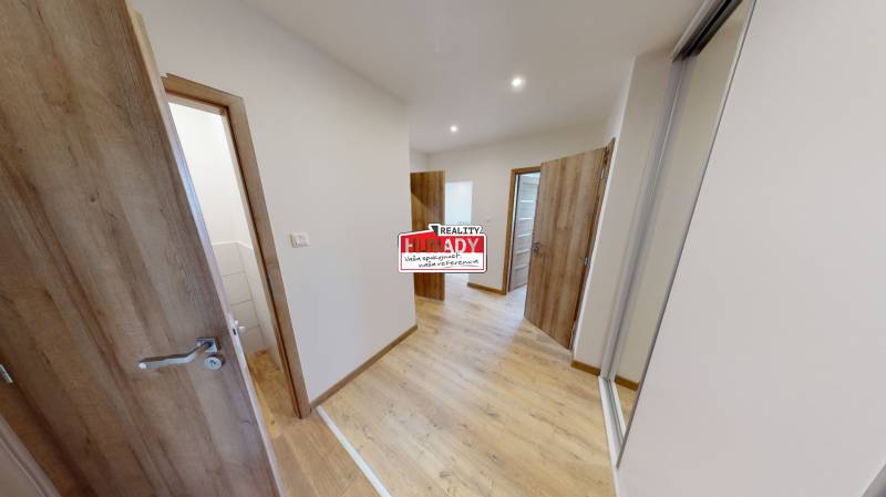 Prenájom bytu v centreSNV