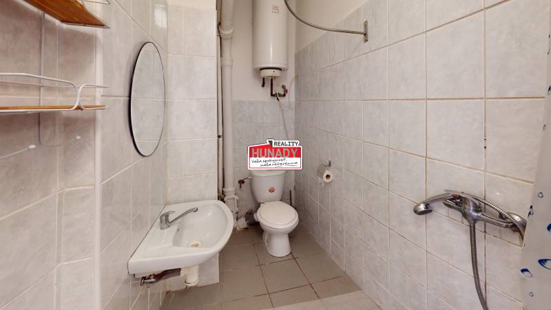 Moderna garsonka v centre mesta Spišská Nová Ves.jpg