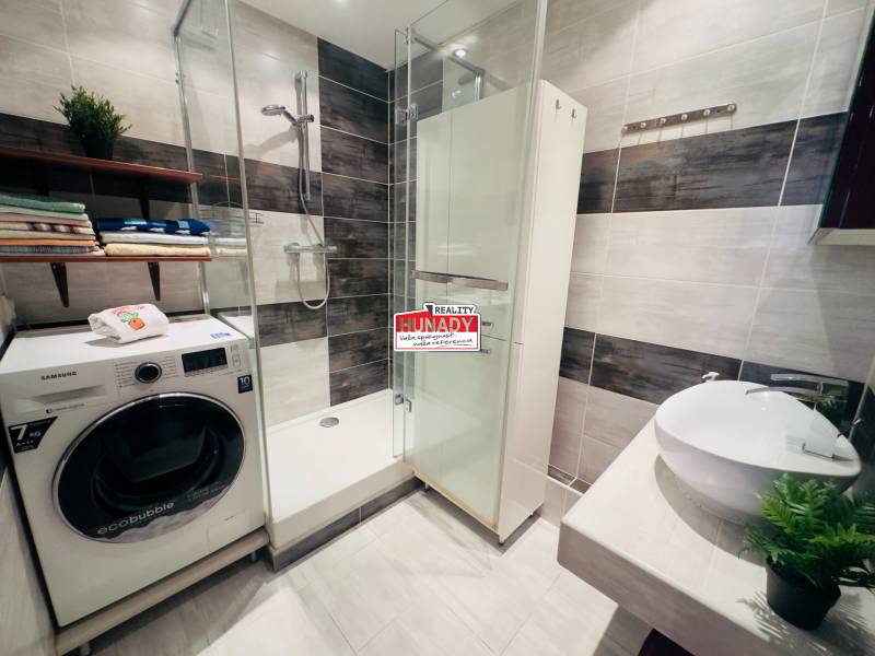 prenajom Roznava.jpg