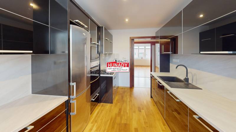 3i byt na dlhodoby najom v SNV.jpg