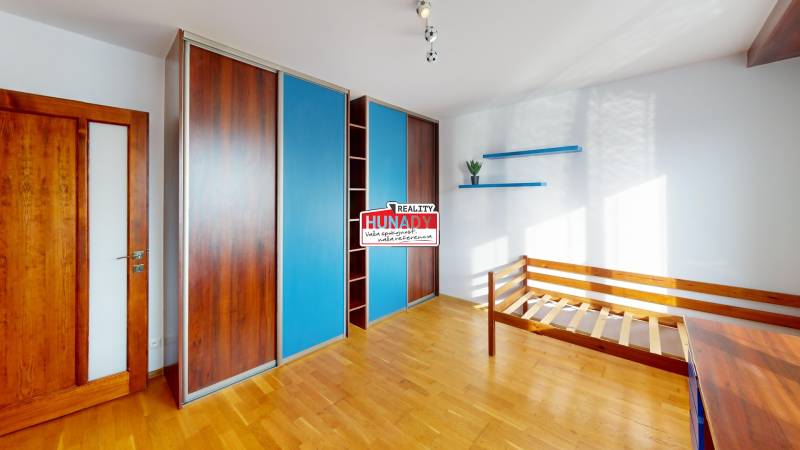 byt na prenájom Spišská Nová Ves s parkovanim.jpg