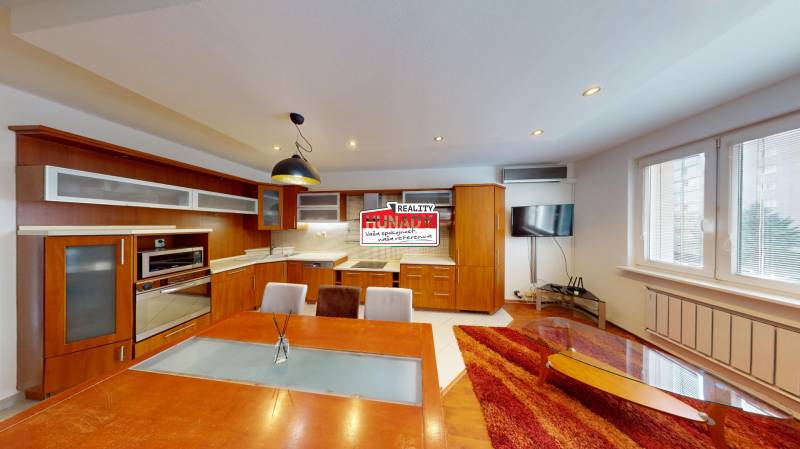 3 izbový byt KVP ke.jpg