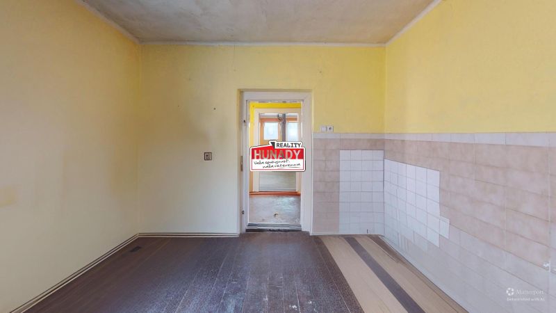Slovenskeho-Raja-Bedroom-Defurnished 2.jpg
